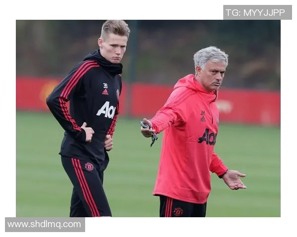 八卦爆料：曼联被曝与明星传出绯闻